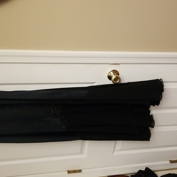 Vintage black nightgown - Picture 6 of 13